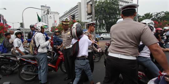 &quot;MAU DIBAWA KEMANA&quot; Pelajar Indonesia !!!