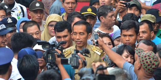 Demokrat sindir gaya blusukan Jokowi tak efektif