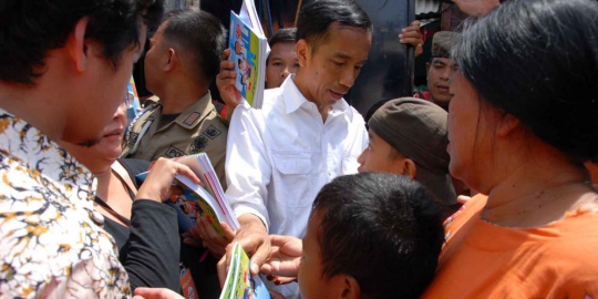 5 Aksi Jokowi blusukan diam-diam tengah malam