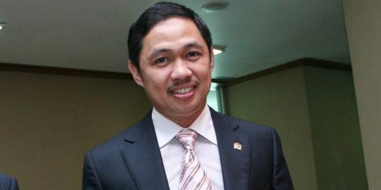 &#91;wow&#93; Safari politik, Anis Matta ziarah ke makam Sunan Kalijaga