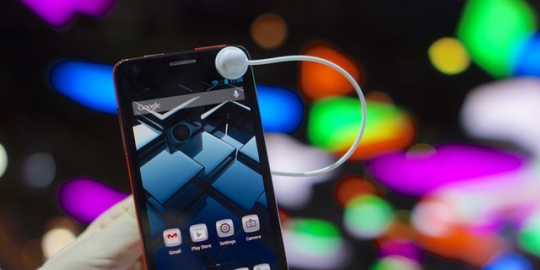 5 Ponsel Pintar Pesaing iPhone dan Samsung