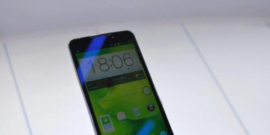 5 Ponsel Pintar Pesaing iPhone dan Samsung