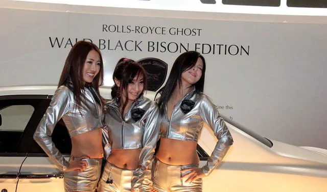 Gadis Tokyo Auto Salon 2013