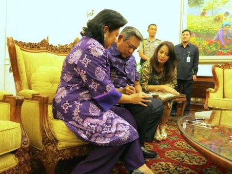 Inilah 7 Seleb Pertama Yang Difollow SBY 