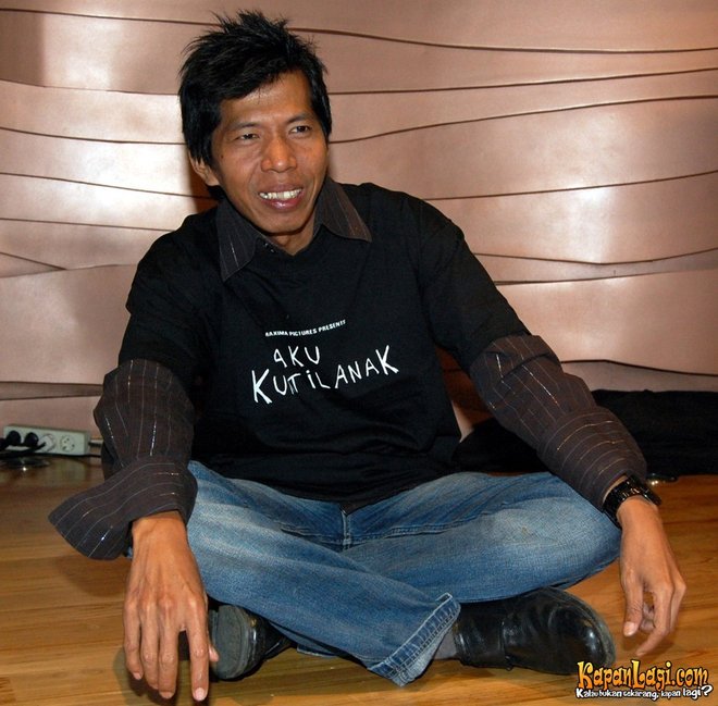 8 T-Shirt Ini Punya Punya Cerita Unik dan Lucu