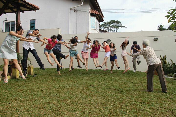 Ini Dia Foto-Foto Unik Pose Kamehame Pilihan Ku
