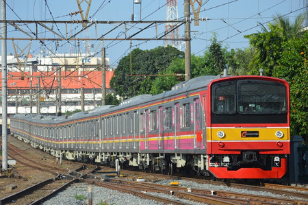 Mengenal Kereta-Kereta Komuter di Indonesia