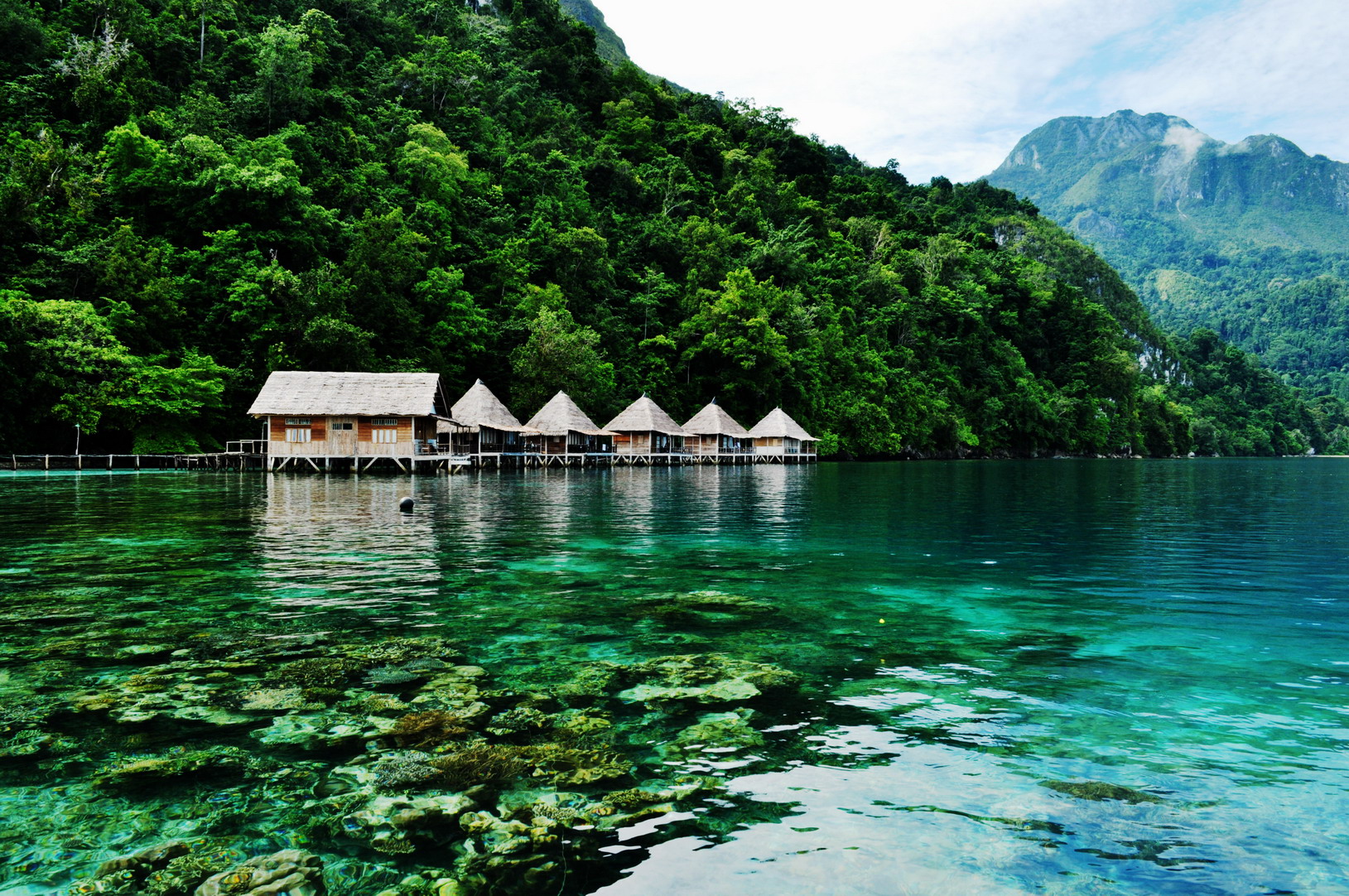 Pantai Yang Wajib Agan Kunjungi Bersama Pasangan!