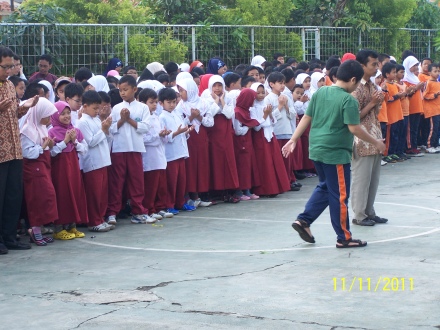 Fakta Unik dan Konyol di Upacara Senin Pagi