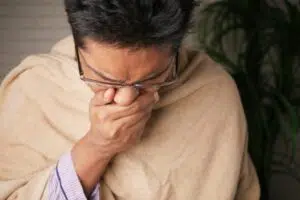 Kenapa Virus Omicron Terus Meningkat Padahal Sudah Vaksin 2 Kali?
