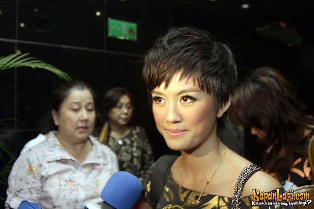 &#91;polling&#93; paling suka agnes monica yang mana nih gan? BB