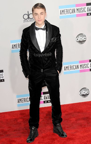Gaya Rambut Baru Justin Bieber