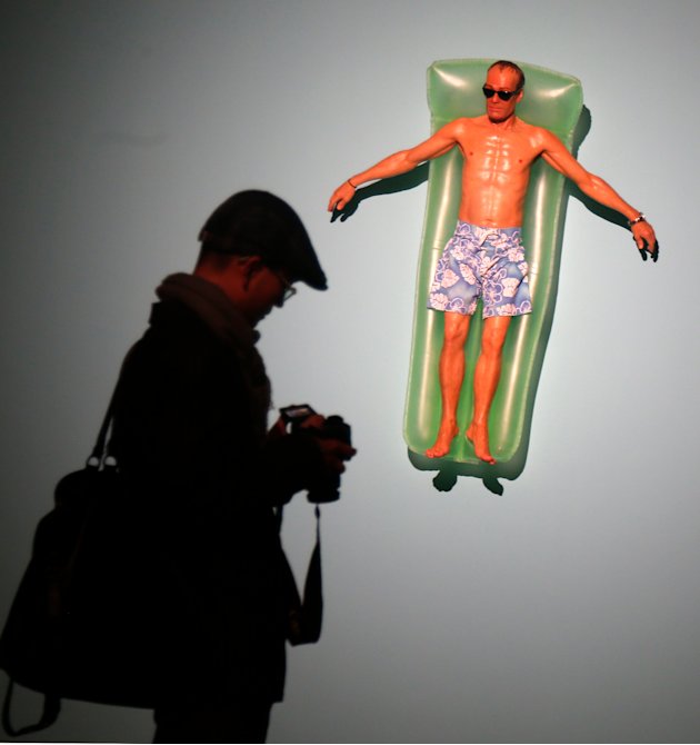 &#91;HOT&#93; Pameran Patung dengan Detil Mirip Manusia