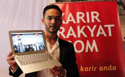 Website Lowongan Kerja Pertama Dengan Map dan Logo