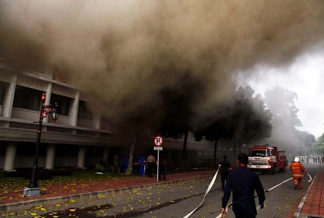 Foto Kebakaran Gedung Sekretariat Negara