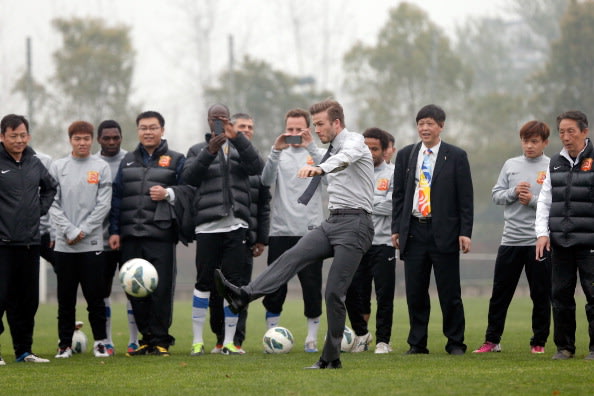 DAVID BECKHAM TERPELESET DI PEKING
