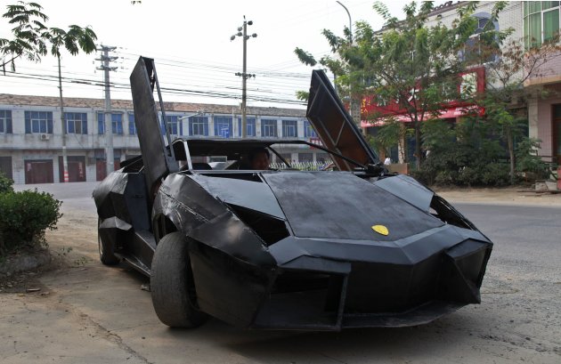 Lamborghini Rakitan dari Besi Bekas