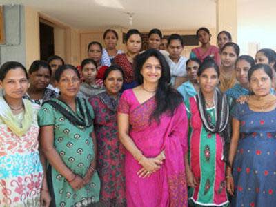 Wow, Menyewakan Rahim Kini jadi Pekerjaan Wanita India !! 