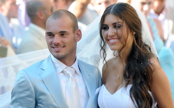 &#91;Garuda Vs Oranje&#93; Wife &amp; Girl Friend &#91;WAGs) Tim Oranje