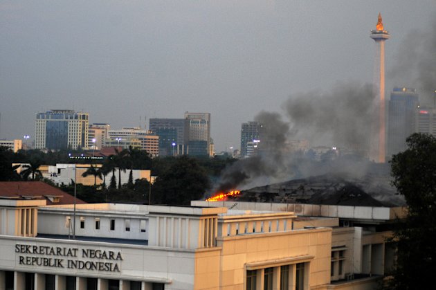 Foto Kebakaran Gedung Sekretariat Negara