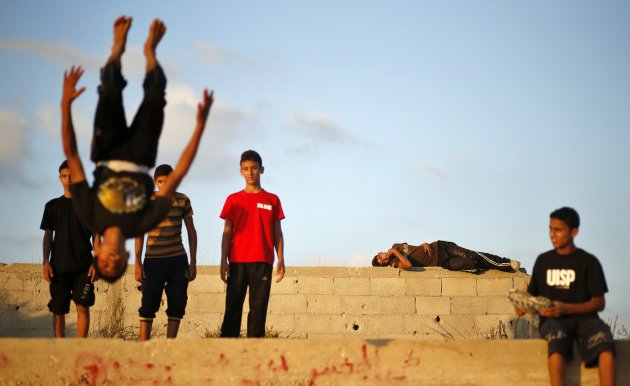 Remaja Palestina Belajar Parkour