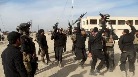 (Kabar Gembira) Kota Ramadi berhasil direbut Irak dari ISIS ! Mosul Next !