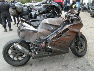 modifikasi-ekstrem-superbike-jadi--rat-bike--edan-bener