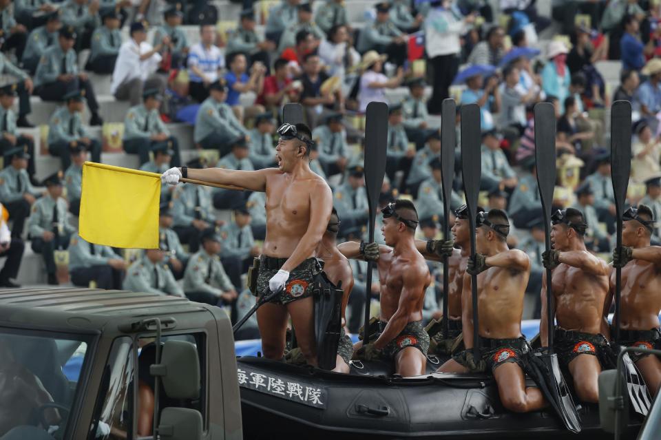 Gagah berani,Taiwan stands up to China with World War II military parade