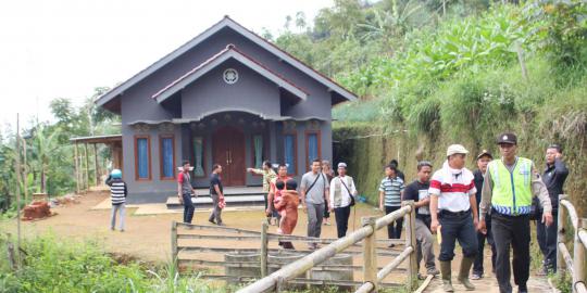 Dukun jagal Muhyaro kaya mendadak; rumah mewah, 3 mobil, 3 motor