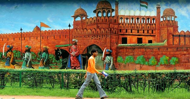 Warna-warni Mural di Jalanan India