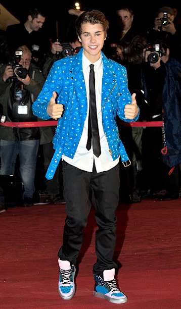 Gaya Rambut Baru Justin Bieber