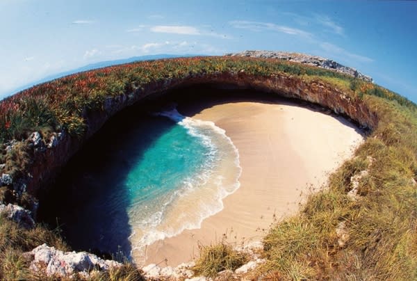--:: HOT ::-- 50 Tempat Paling Spektakuler di Dunia