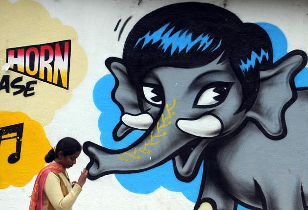 Warna-warni Mural di Jalanan India