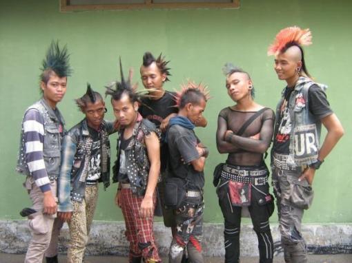 satu-bulan-menuju-punk-rock-holiday