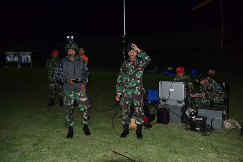 PENEMBAKAN RUDAL QW-3 DI PANTAI SANTOLO