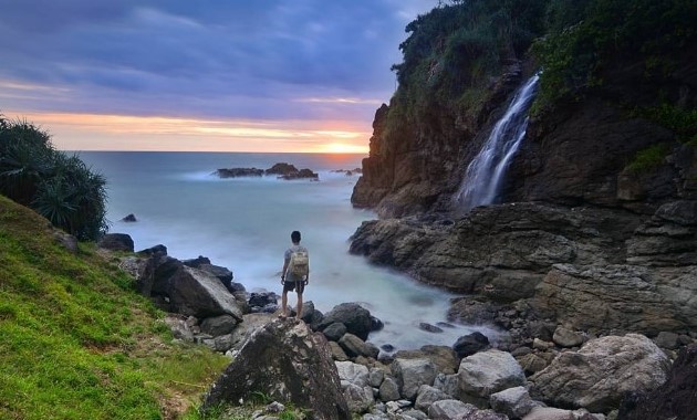 4 Pantai Eksotis di Jogja Ini Harus Kamu Datangi!