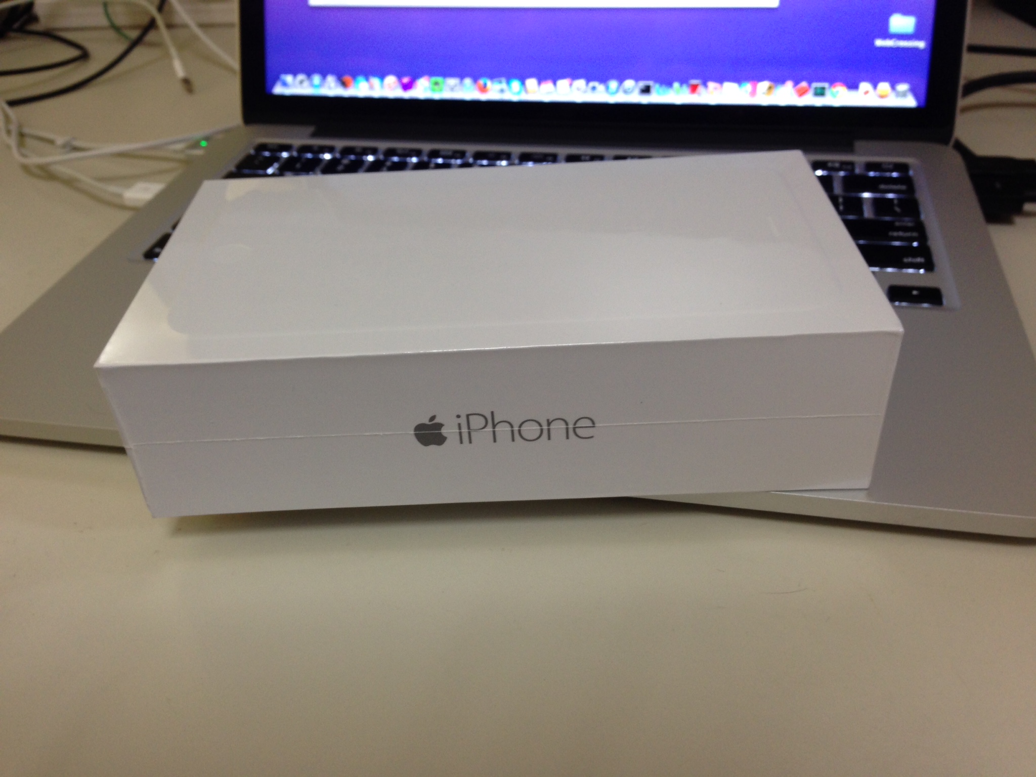 Terjual BNIB Iphone 6 plus SHOCKING PRICE  KASKUS