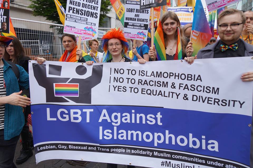 Dukung muslim, kaum LGBT Inggris tolak Islamofobia
