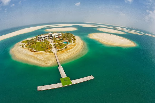 Foto Proses Pembangunan Proyek &quot;pulau di dunia&quot;di dubai