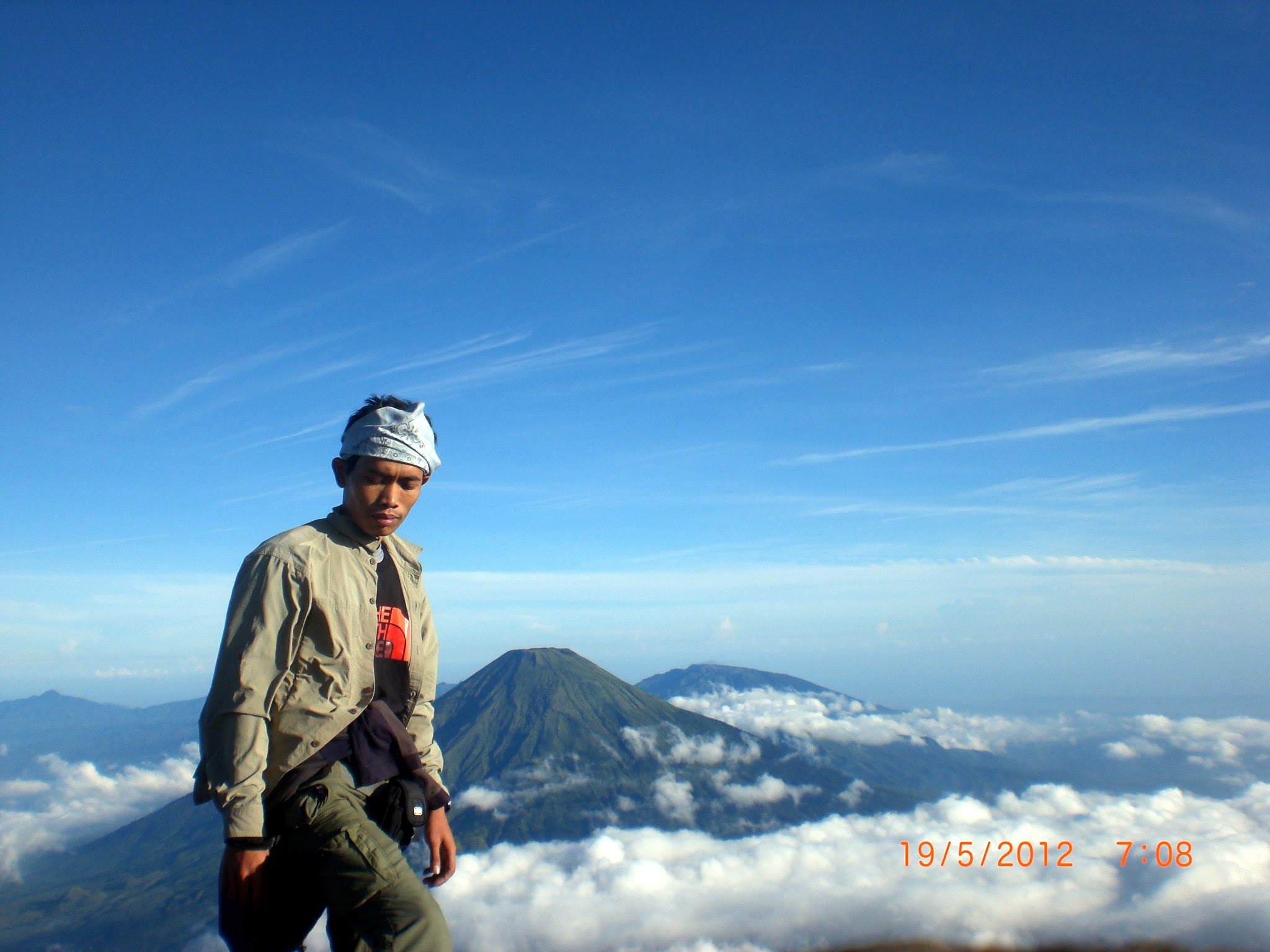 Pendakian Solo, Gunung Sumbing via Garung. Semoga bisa jadi Inspirasi