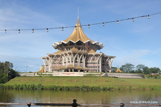 Jalan Jalan ke Kuching Malaysia Lwt Darat