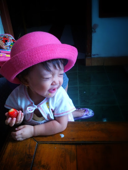 ekspresi-lucu-anak-anak-saat-melakukan-hal-untuk-pertama-kali