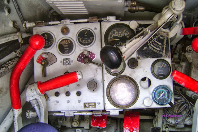 &#91;Pics&#93; Kompartemen Pengemudi di kendaraan Tank