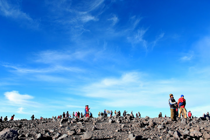 PENDAKI GALAU