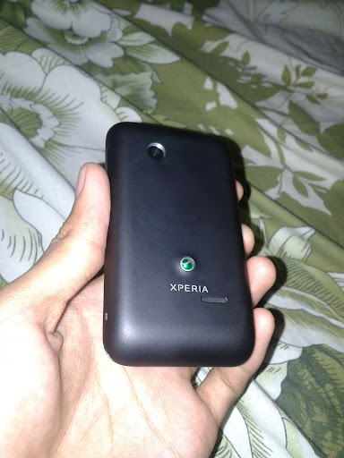 Xperia Tipo Dual Mulusss! Murahh! Garansi start Dec 2012