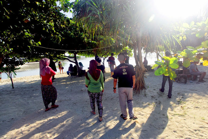 Secuil Keindahan Pulau Pari, Kepulauan Seribu | 18-19 April 2014
