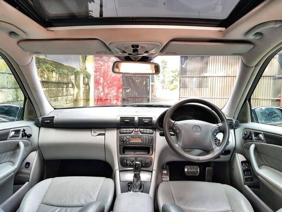 Review Mercedes Benz W203 dan Tips Membelinya