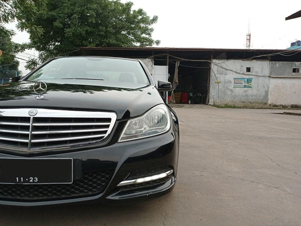 Review Mercedes Benz W204 dan Tips Membelinya