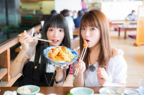 10 Kebiasaan di Jepang yang Mungkin Bagi Kita Aneh