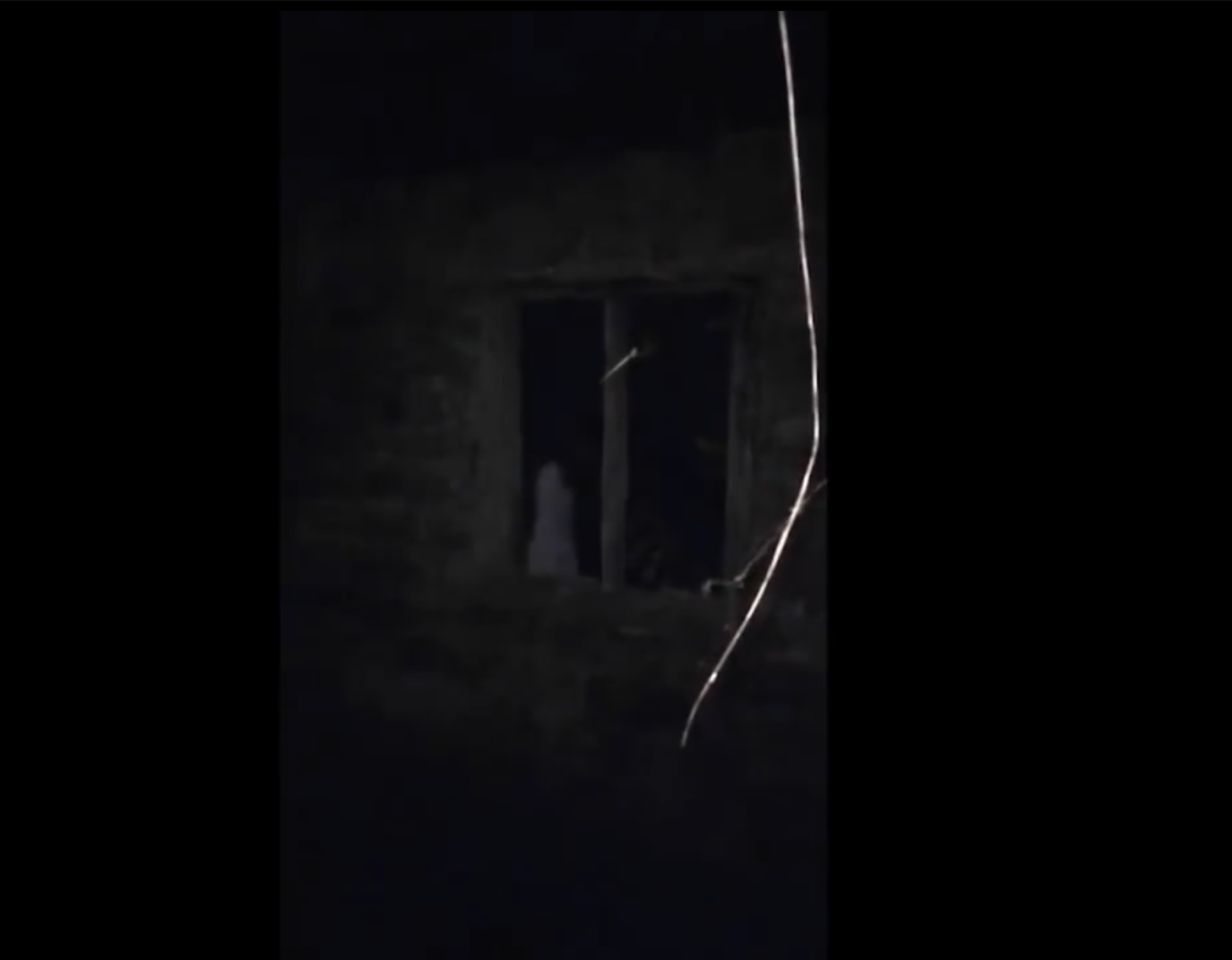 FOTO + VIDEO 10 PENAMPAKAN HANTU PALING JELAS PART 1